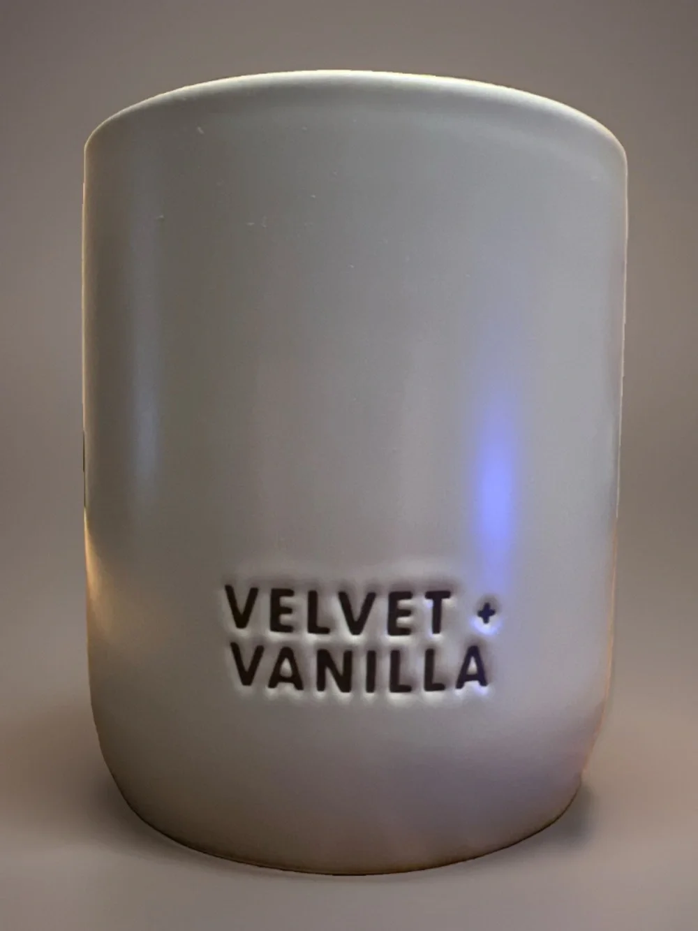 BELLEVUE LUXURY CANDLES VELVET + VANILLA